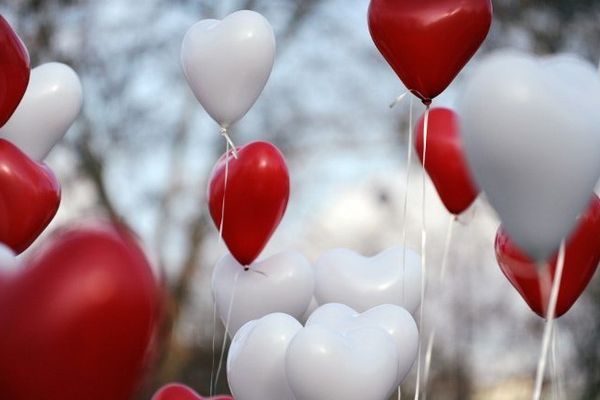 Lâcher de coeurs à Paris en 2010