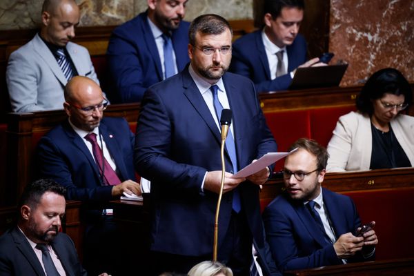 Le député RN Grégoire de Fournas a été exclus pendant quinze jours de séance de l'Assemblée nationale.