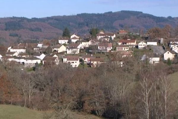 Peyrat-le-Château : la population dépasse-t-elle les mille habitants ?