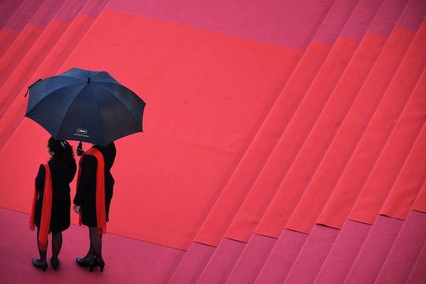 Randstad recrutes des hôtes et hôtesses pour le 77ème festival de Cannes.