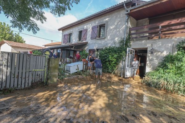 Les pluies diluviennes qui se sont abattues, le 18 septembre, ont saturée la rivière Bancel et les champs. L'eau a envahie et sinistré des nombreuses habitations.