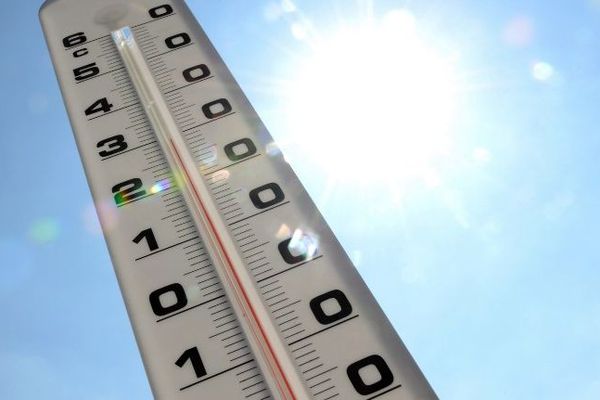 La température moyenne en 2014 a été de 13,8°C en France.