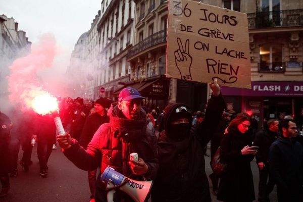 Des manifestants lors de la mobilisation du 9 janvier à Paris.