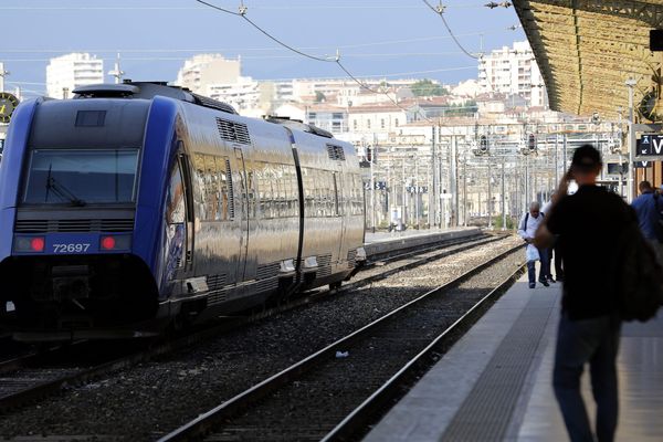 Forte mobilisation pour la grève nationale au sein de la SNCF ce mercredi 9 mars