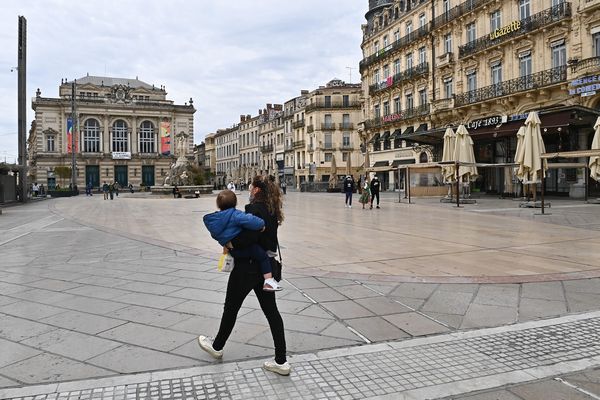 La place de la Comédie à Montpellier dans l'Hérault.