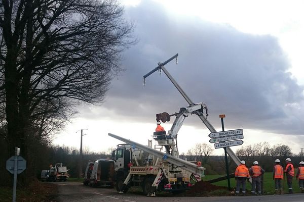 Charente : de nombreux chantiers sont en cours pour rétablir le courant