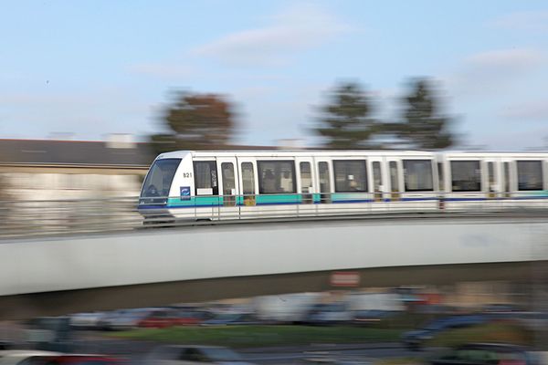 Ligne A du métro de Rennes, entre les stations CHU et Villejean, janvier 2021