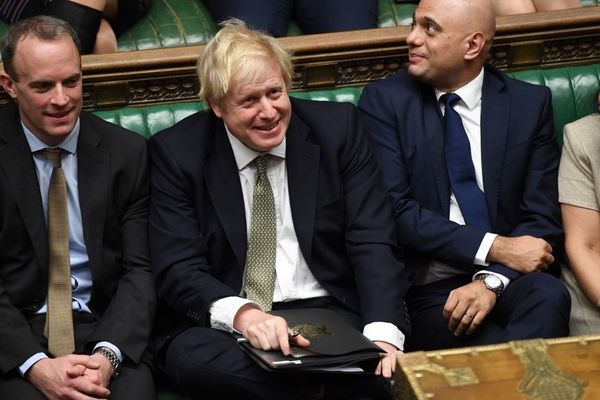 Boris Johnson est désormais en position de force au Parlement britannique.