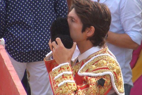 La vie de torero serait plus douce si chaque après-midi ressemblait à celle des Saintes!