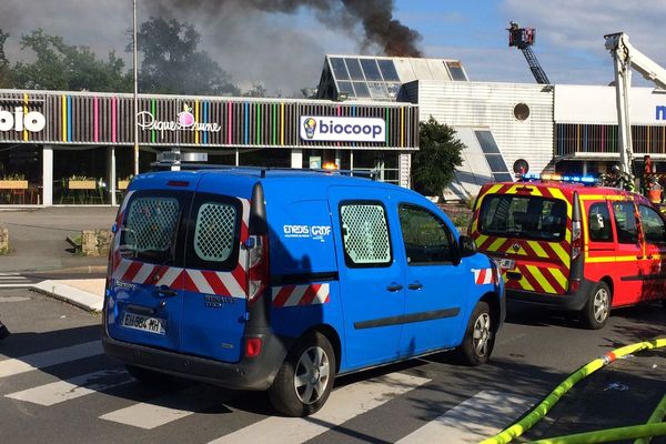 Une quarantaine de pompiers sur place