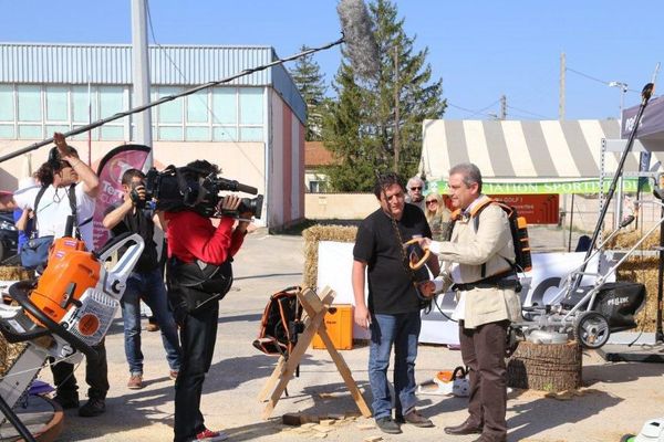 A la foire de Brignoles on y trouve tout et Frédéric Soulié teste tout!