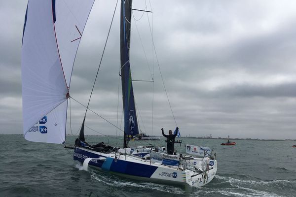 Armel Le Cléac'h s'octroie la victoire dans la deuxième étape de la Solitaire du Figaro 2020 à Dunkerque (Nord)