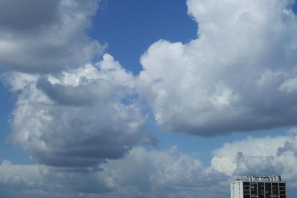 Aucun nuage ne devrait traverser le ciel francilien !