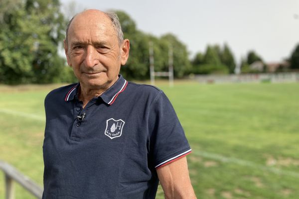 Pierre Villepreux, sur ses terres corréziennes, à Pompadour.