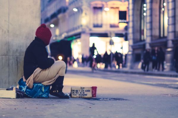 Selon la Fondation Abbé Pierre, 300.000 personnes vivent dans la rue.