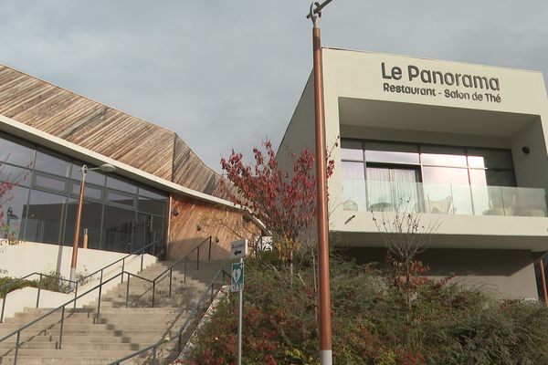 Les thermes de Berthemont-les-Bains, dans le village de Roquebillière.