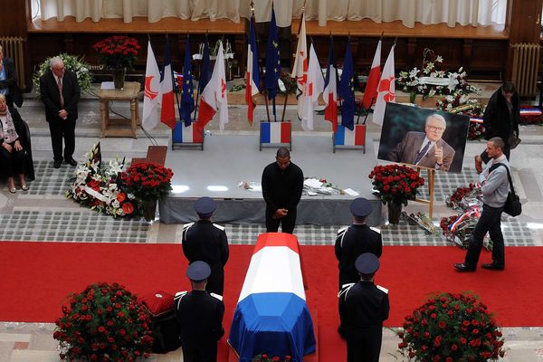 Dernier hommage à Pierre Mauroy ce jeudi à Lille. 