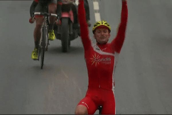 Tro Bro Leon : Adrien Petit (Cofidis) en vainqueur au sprint à Lannilis