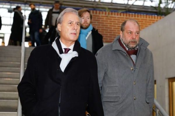 Georges Tron et son avocat Eric Dupont-Moretti, le 12 décembre 2017.