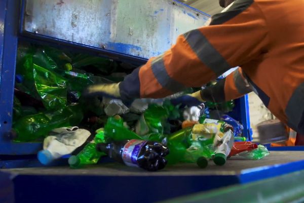 L'usine Triselec de Lille est un des trois site de tri et recyclage des déchets de la Métropole européenne de Lille (MEL)