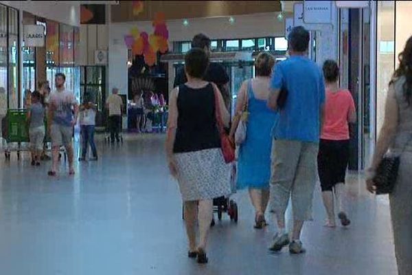 Les galeries marchandes climatisées