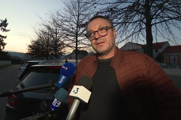 André a roulé 3000 km jusqu'à la frontière roumaine pour ramener la famille de son ami Vadim en France.