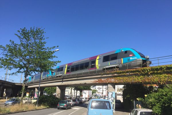 Les Trains Express Régionaux transportent 45 000 voyageurs chaque jour dans les Pays de la Loire