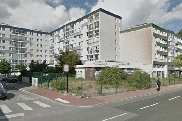 Une jeune femme a chuté du 8e étage d'un immeuble situé Quai alexandre III à Cherbourg ce mardi matin