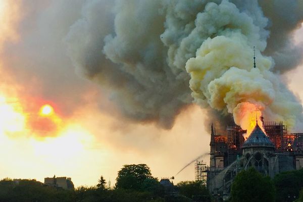 La mise en place de l'établissement public, dans le cadre de la reconstruction de Notre-Dame, est prévue pour novembre.