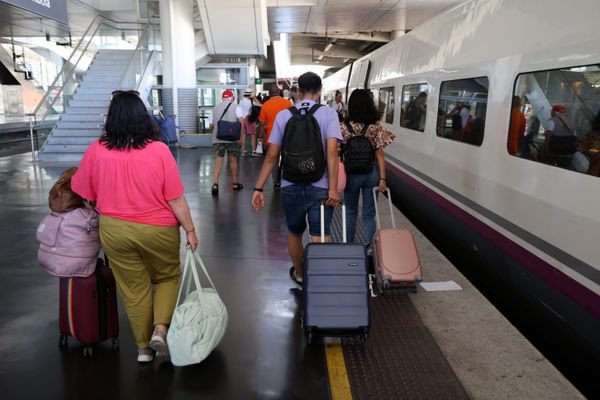 À partir du 16 septembre 2024, la SNCF impose une limite de 3 bagages par voyageurs à bord de ses TFG Inoui.