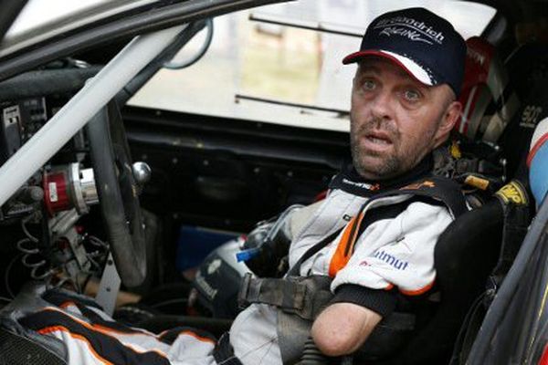 Philippe Croizon dans son buggy aménagé sur le Dakar 2017.