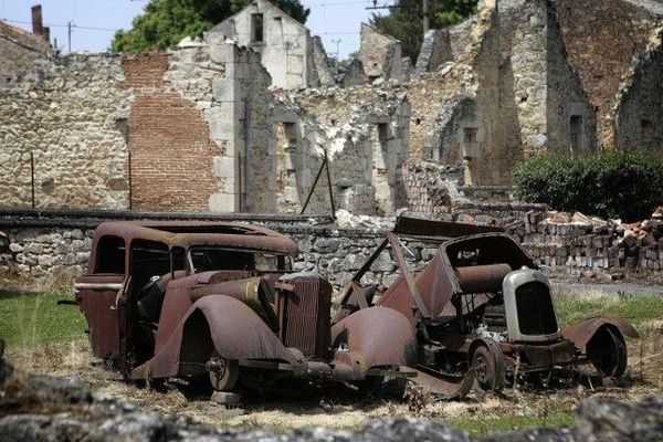 Les ruines d'Oradour, où 642 personnes ont été massacrées le 10 juin 1944 par les troupes SS