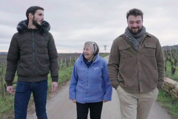 Matis Huelin, Colette Parfait et Léon Amiot, bénévoles pour la Saint-Vincent Tournante 2024