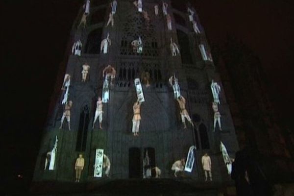 Les illuminations de la cathédrale de Beauvais