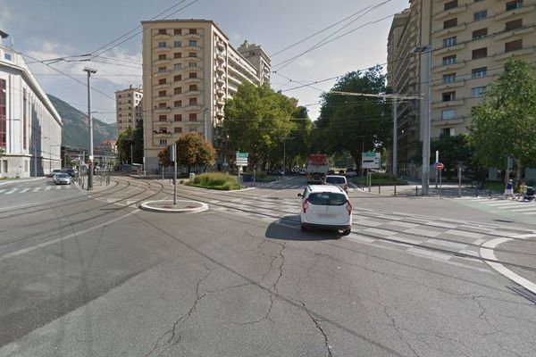 Place Pasteur, à Grenoble