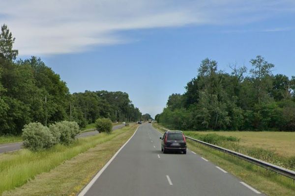 L'accident s'est produit ce jeudi soir sur la RD 1215 très accidentogène, en direction du Médoc (image d'illustration).