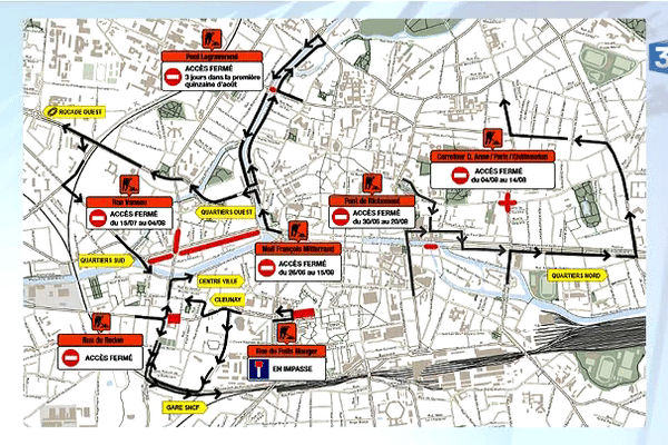 Un vrai labyrinthe ! Avec pas moins de 65 chantiers lancés cet été, circuler dans Rennes (35) demande de l'astuce et une résistance certaine au chaos...