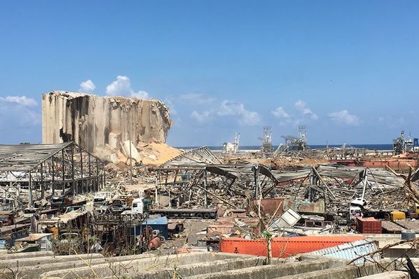 Le port de Beyrouth, dévasté