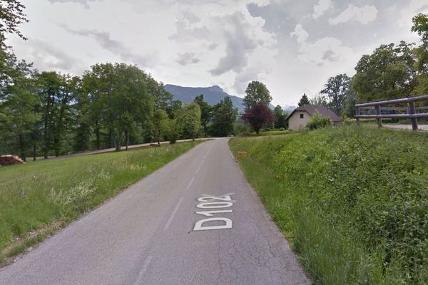 La gendarmerie lance un appel à témoins après un grave accident survenu sur la commune d'Evires (Haute-Savoie), jeudi.