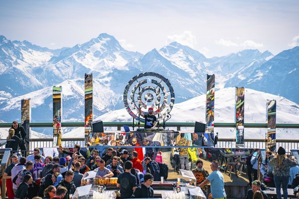 Le festival Tomorowland Winter est de retour à l'Alpe d'Huez du 19 au 26 mars 2022.