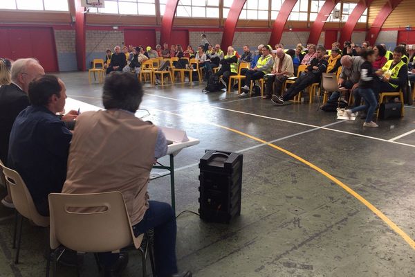 Plus d'une centaine de gilets jaunes étaient réunis à Dannemarie, dimanche 8 septembre.