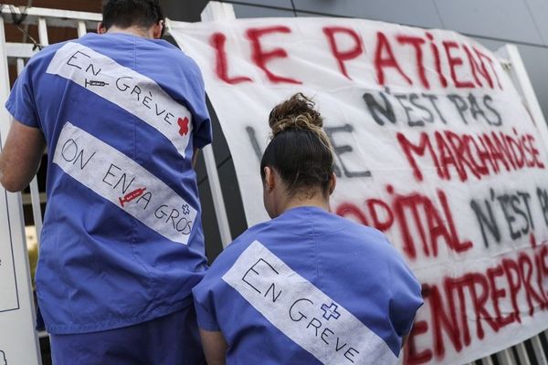 Personnel médical en grève, en juin 2019