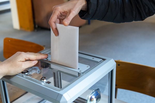 Les électeurs inscrits aux bureaux de vote 110 et 113 de la Salle de la Bourse/Maison des Syndicats à Strasbourg pourront participer.