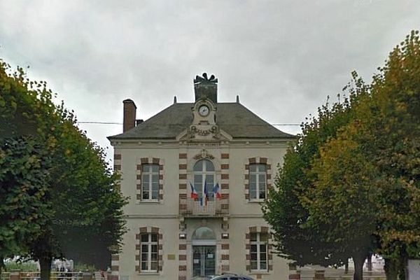 A Migennes, le torchon brûle entre le maire sortant (PCF) et son ancien adjoint (PS). Ils sont désormais rivaux. Cette division pourrait donner un avantage au candidat UMP. 