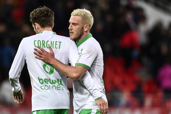 Jordan Veretout à la fin de la rencontre DijonFCO-AS Saint-Etienne