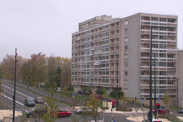 Un immeuble à Fontaine-d'Ouche, géré par le bailleur ICF habitat