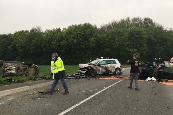 L'accident s'est produit dans un virage.