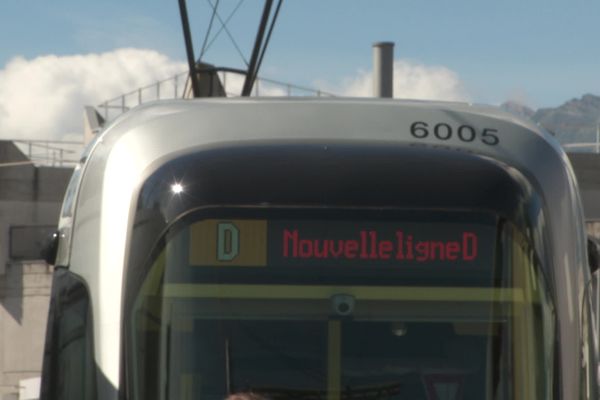 L'extension de la ligne D du tramway jusqu'à la gare de Grenoble a été inaugurée le 14 septembre 2024.