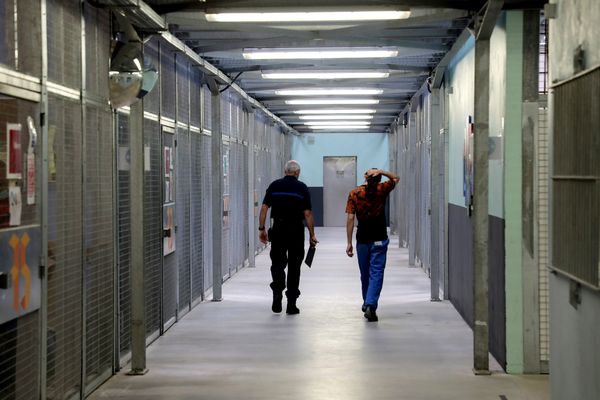 Un surveillant des Baumettes accusé de viol sur une détenue, à Marseille.