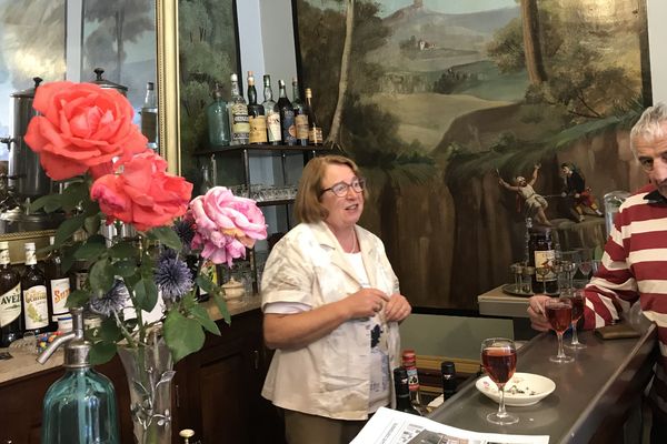 A l'occasion des journées du Patrimoine, Marinette accueille des clients deux jours par an à Chaudes-Aigues dans le Cantal.